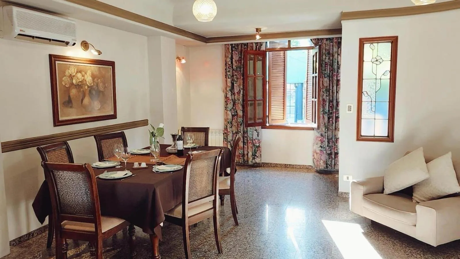 Hotel Boutique Casa & Cava Mendoza