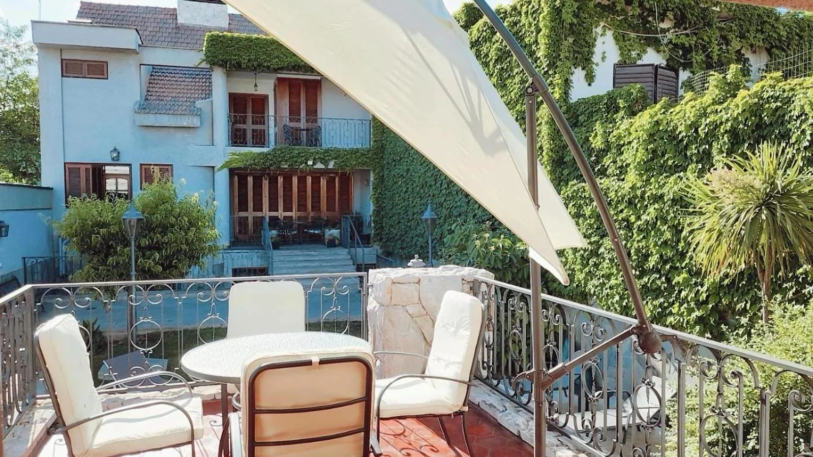 Hotel Boutique Casa & Cava Mendoza