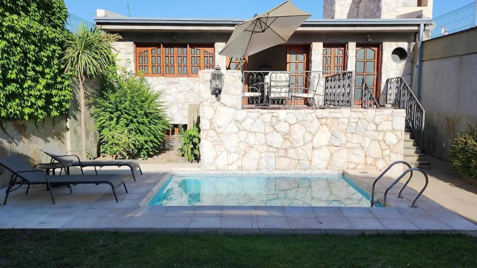 Hotel Boutique Casa & Cava Mendoza
