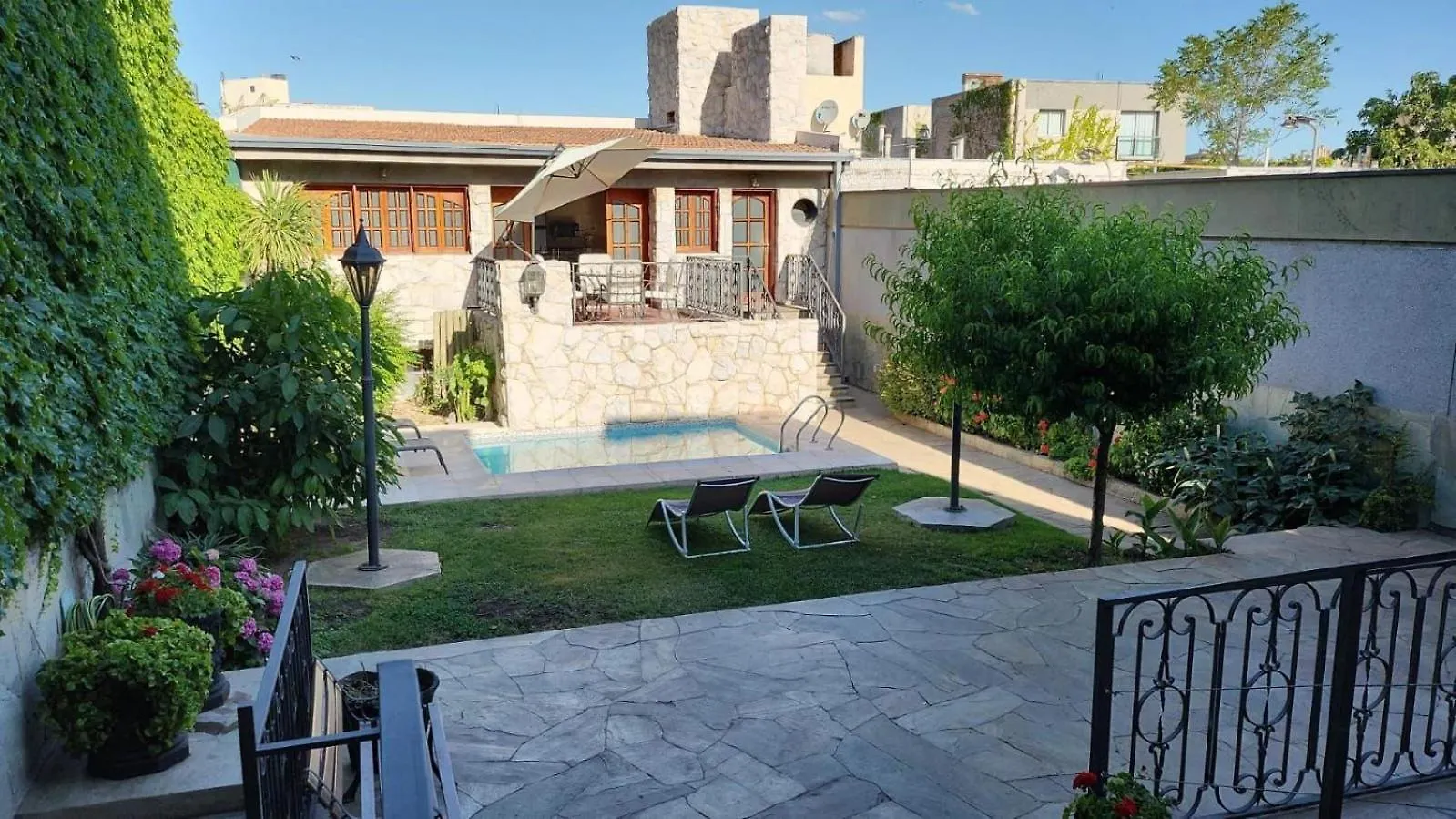 Hotel Boutique Casa & Cava Mendoza